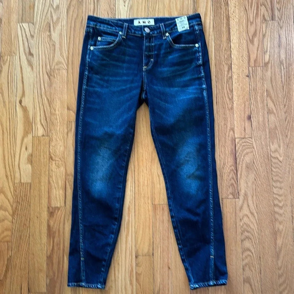 AMO sz 29 Twist Slim Fit, Mid Rise, hits above ankle Jean ankle slits great cond - Picture 1 of 6